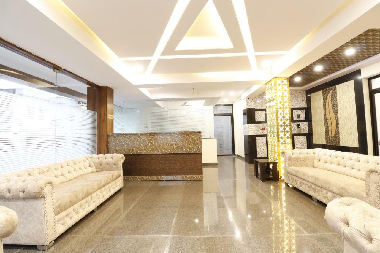 Hotel Star Zest House Nágpur Kültér fotó