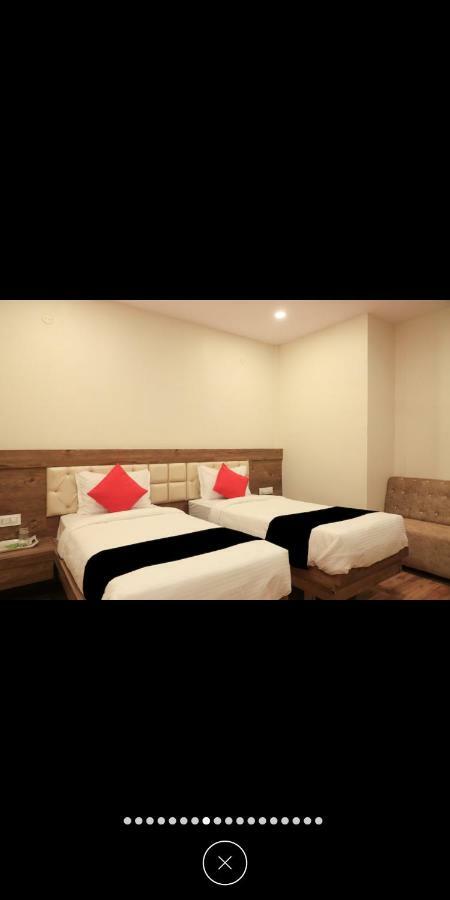 Hotel Star Zest House Nágpur Kültér fotó